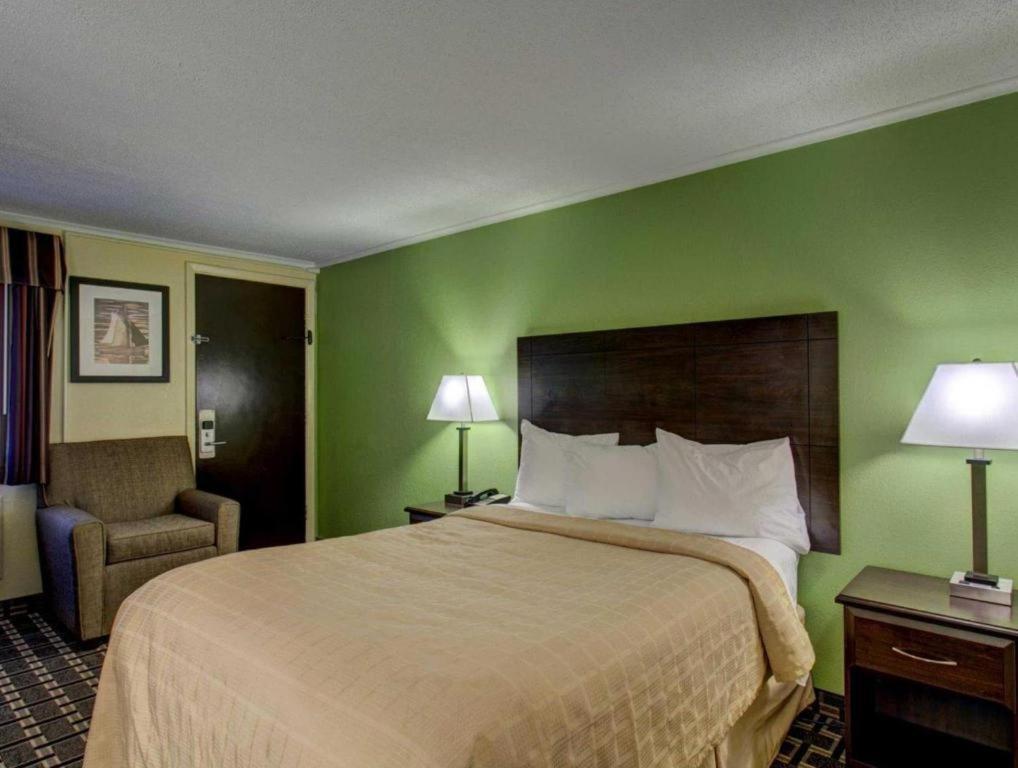 Quality Inn Barre-Montpelier Kültér fotó